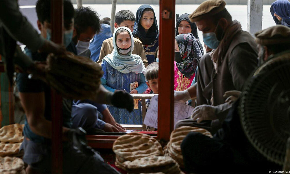 هشدار اوچا: با نزدیک شدن زمستان، ۱۵.۹ میلیون تن در افغانستان با گرسنگی شدید روبه رو هستند