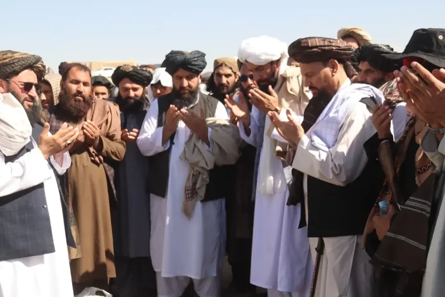 تصویر همان گزارش: کار یک پروژه ساختمانی در مرکز لوگر آغاز شد